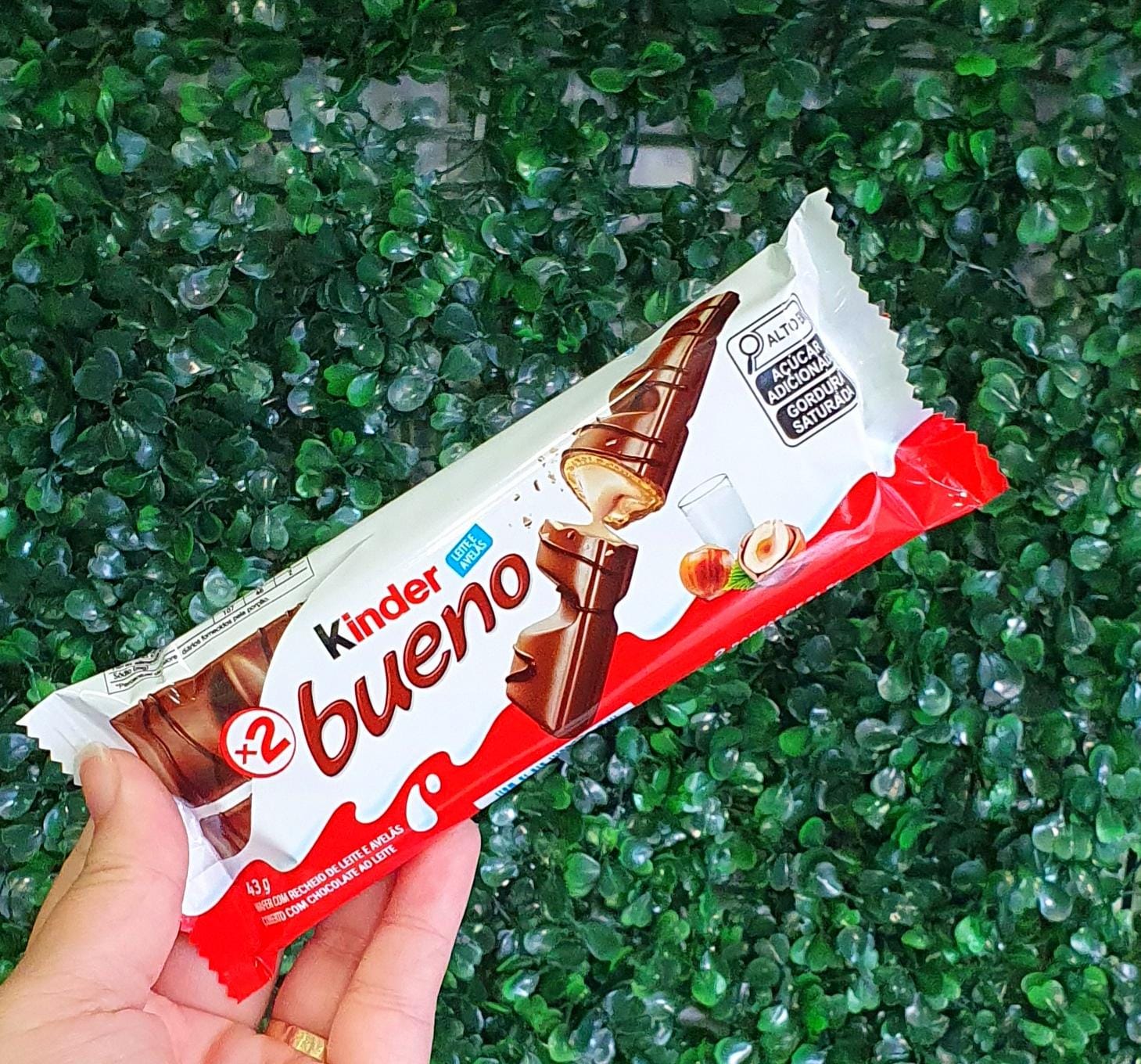 Kinder Bueno