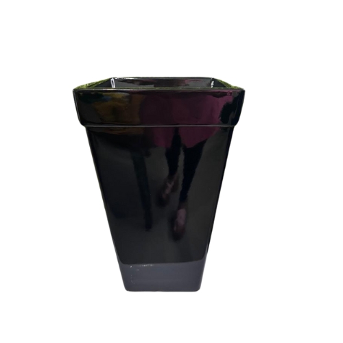 VASO QUADRADO PRETO