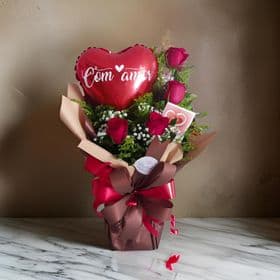 Peteca com 04 Rosas Vermelhas + Balão "Com amor"